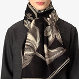 INOUI EDITIONS GUTAV SHAWL
